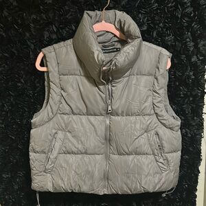 Cabincore Cropped puffer vest by Outerwear, size M